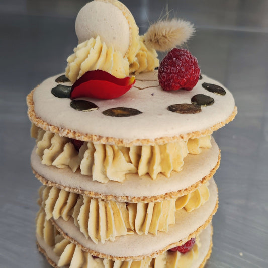 Le macaron TOUR effet "mille-feuille"